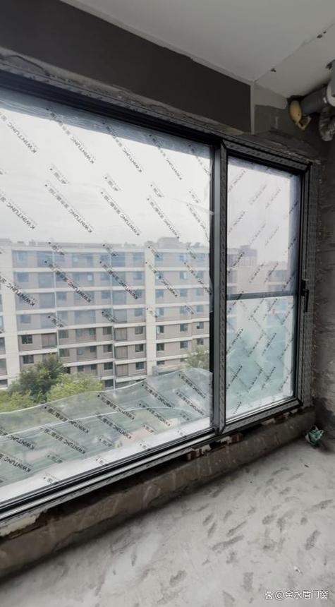 指在新房装修阶段为业主提供门窗产品设计,生产与配套服务的专业工厂